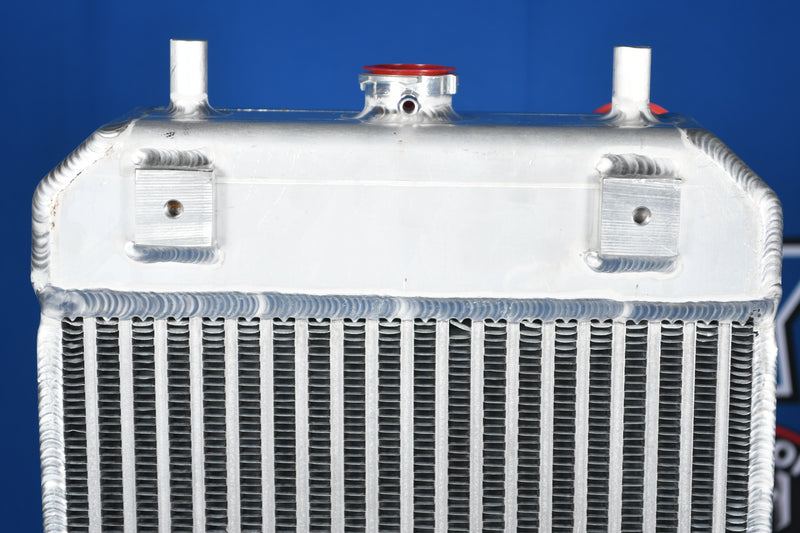 Load image into Gallery viewer, John Deere Radiator # 871030

