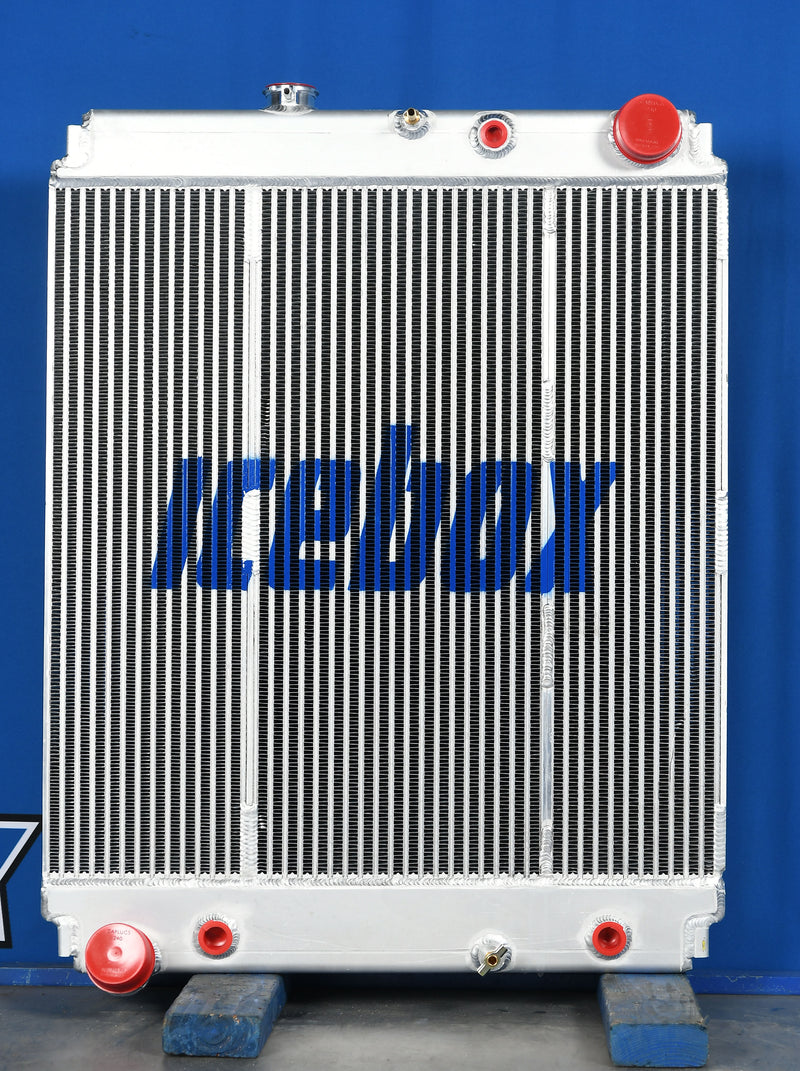 Load image into Gallery viewer, Hino 238, 258, 268, 338 Radiator # 609626
