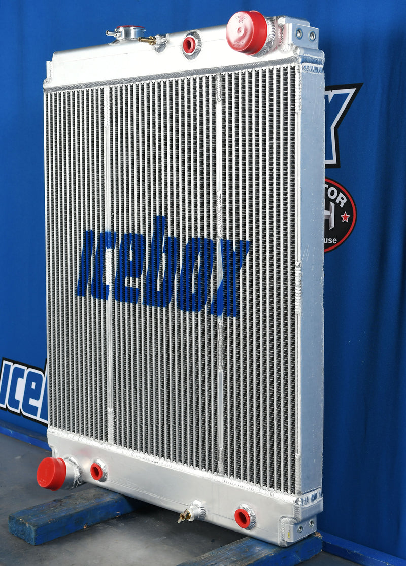 Load image into Gallery viewer, Hino 238, 258, 268, 338 Radiator # 609626
