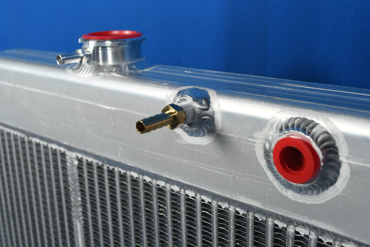 Hino 238, 258, 268, 338 Radiator