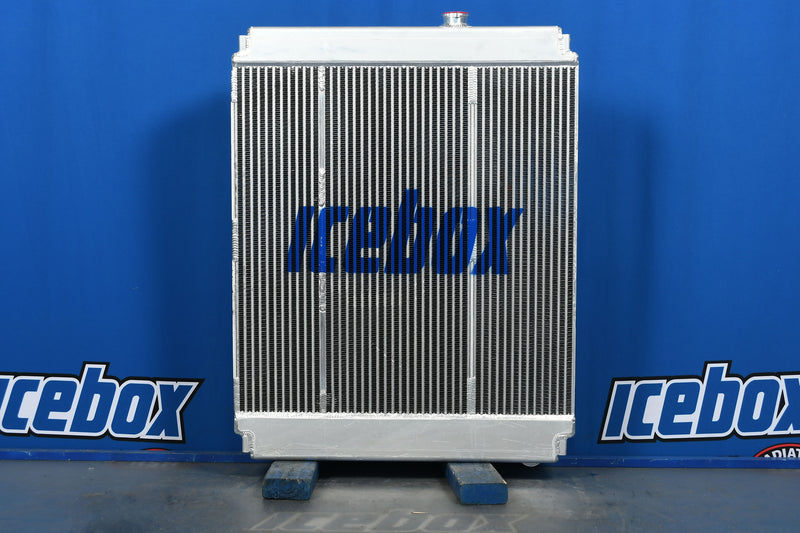 Load image into Gallery viewer, Hino 238, 258, 268, 338 Radiator # 609626

