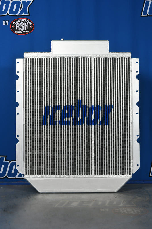 International 4700,4900 Series Radiator