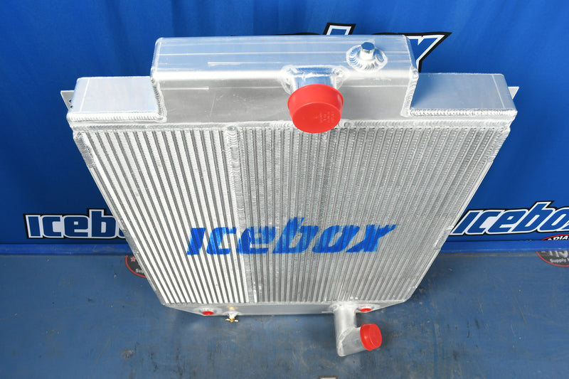 Load image into Gallery viewer, International 4700,4900 Series Radiator # 603327
