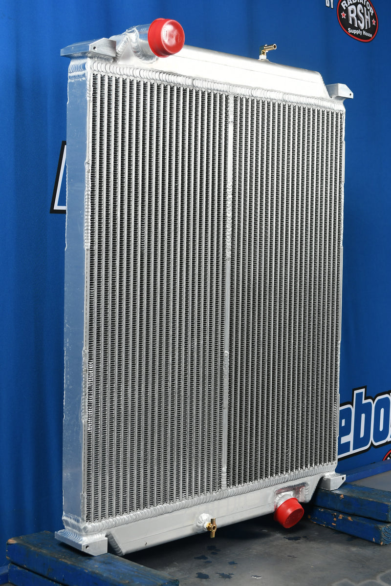 Load image into Gallery viewer, Ford C, CF7000, 8000 Radiator # 600065
