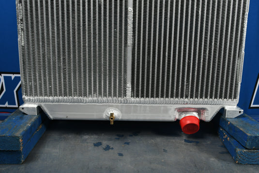 Ford C, CF7000, 8000 Radiator
