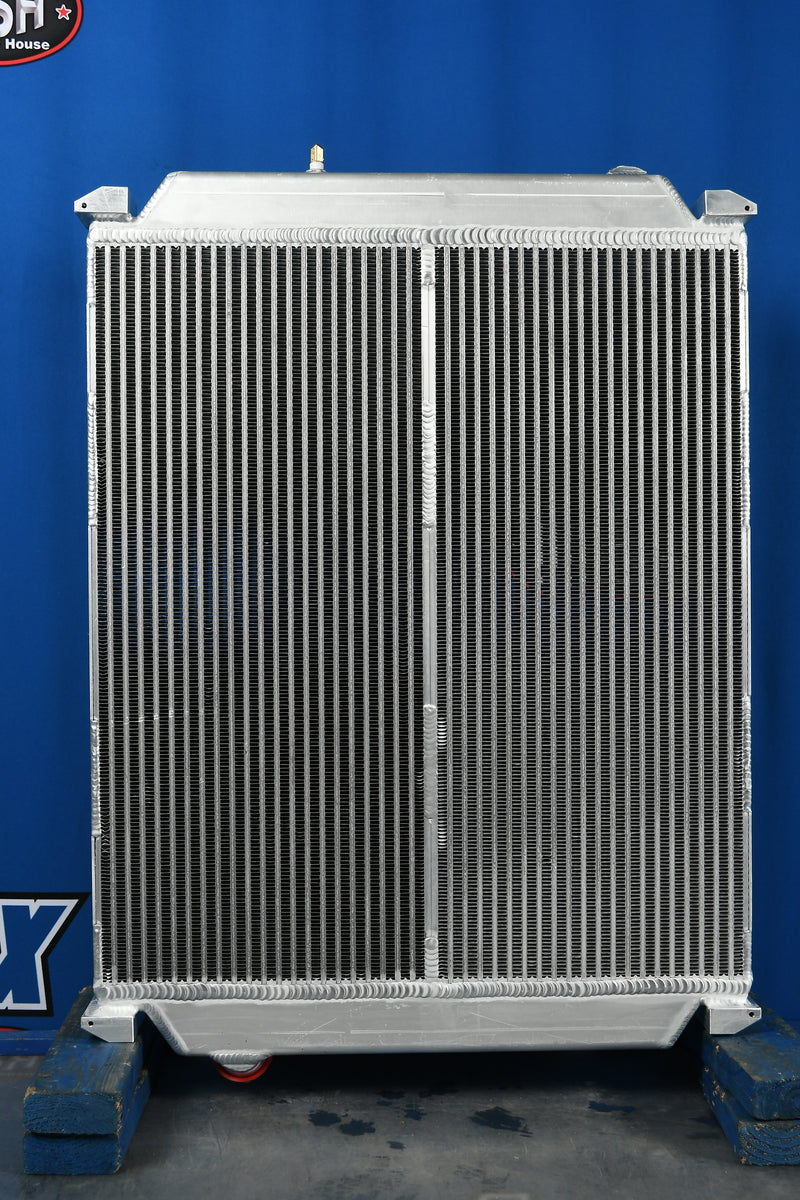 Load image into Gallery viewer, Ford C, CF7000, 8000 Radiator # 600065
