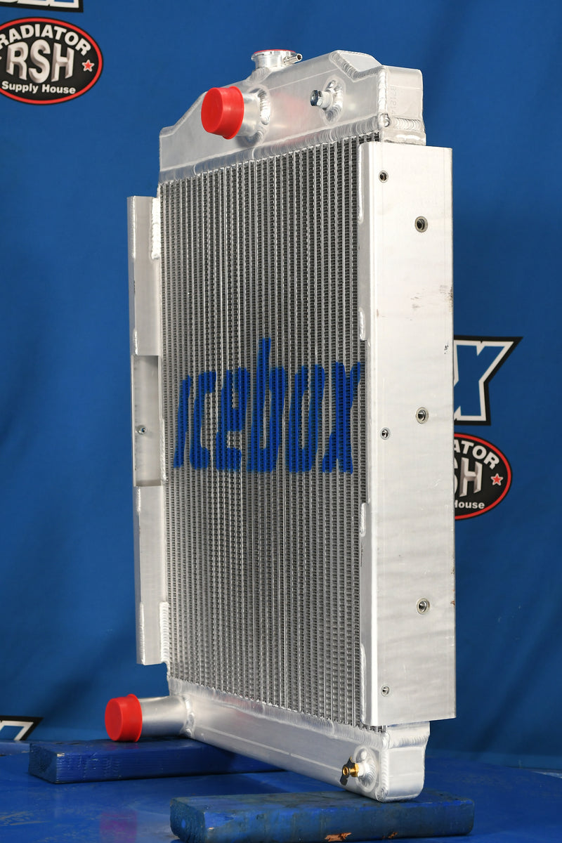 Load image into Gallery viewer, John Deere 4045 Radiator # 870501
