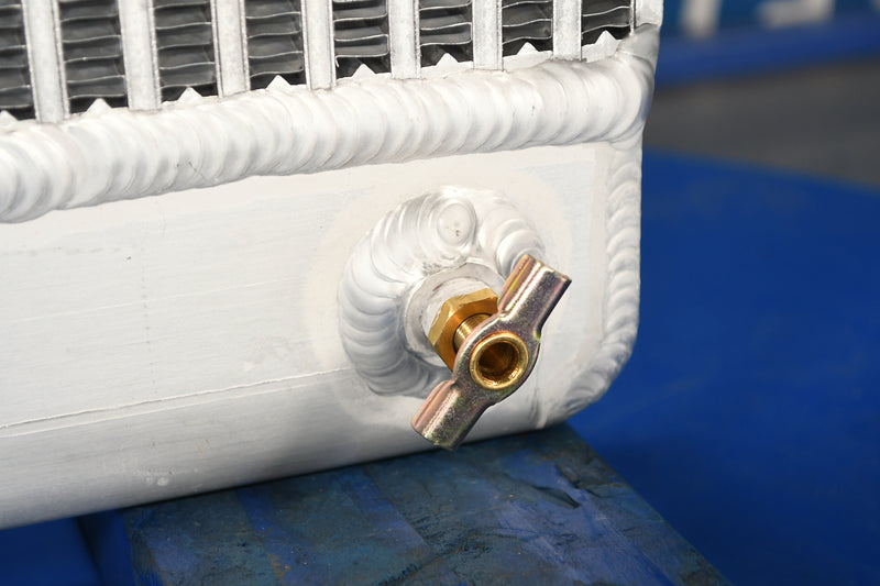 Load image into Gallery viewer, John Deere 4045 Radiator # 870501
