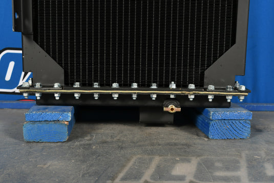 John Deere 750C, 850C Radiator