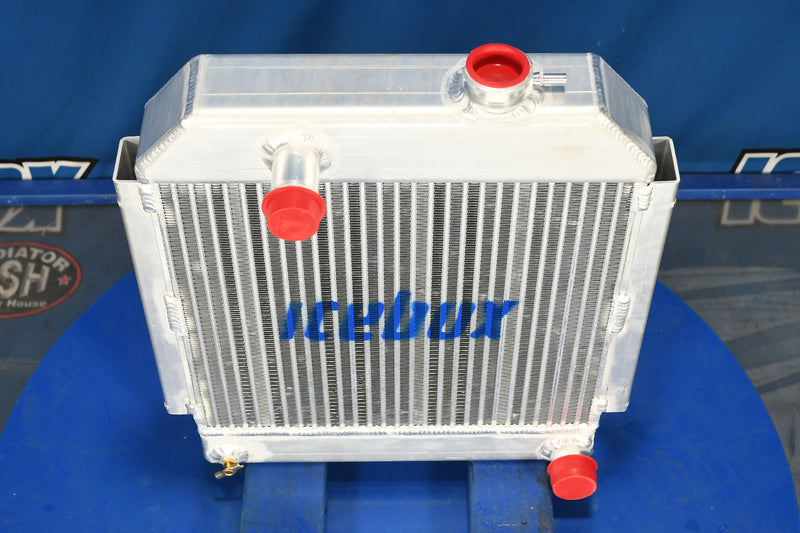 Load image into Gallery viewer, New Holland Radiator # 910015
