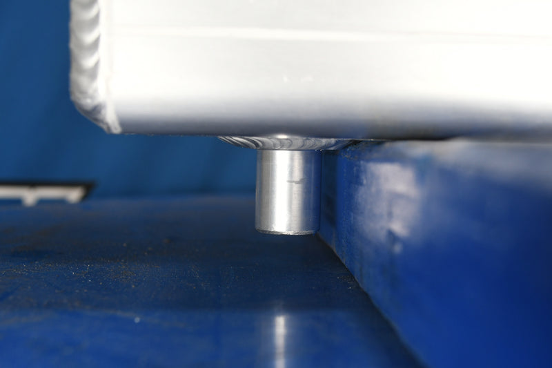 Load image into Gallery viewer, Hitachi Zaxis 450-3 Radiator # 870366

