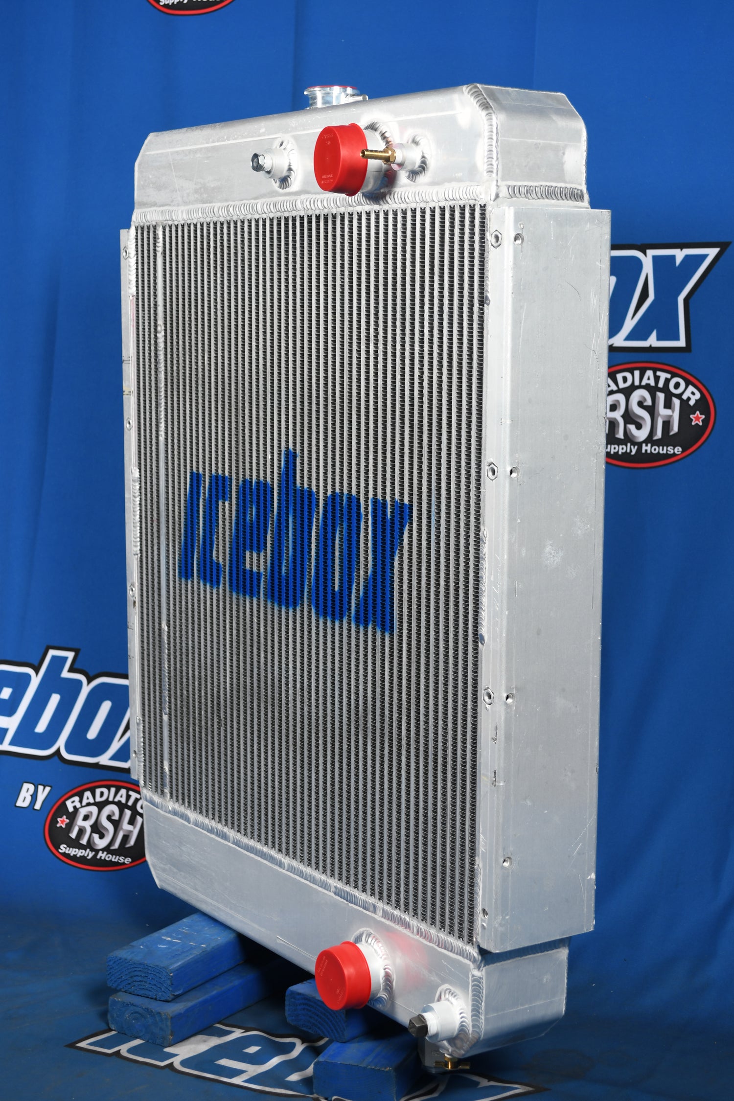 Case 621, 621B Wheel Loader Radiator # 845075 – Radiator Supply House