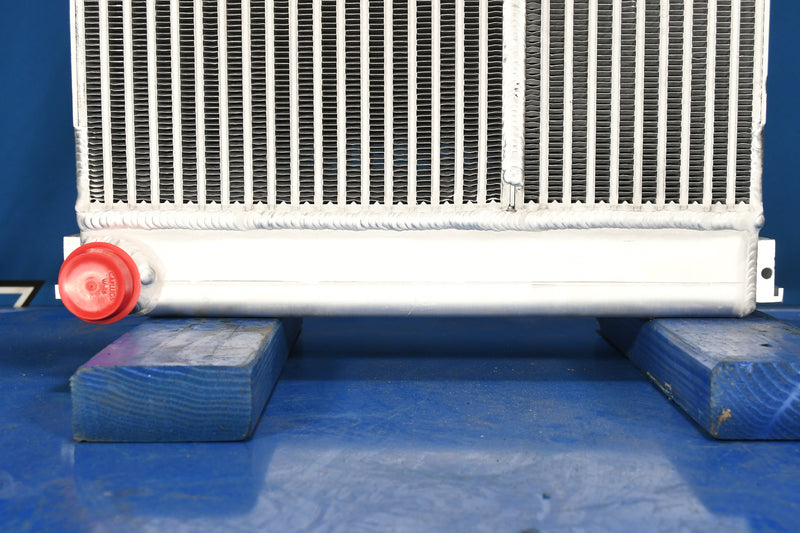 Load image into Gallery viewer, JCB 160, 170 Radiator # 890112
