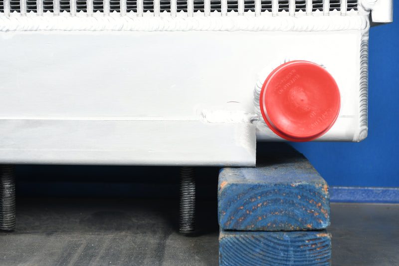 Load image into Gallery viewer, Cummins 4BT3.9-P110, 4B3.9 Radiator # 990543
