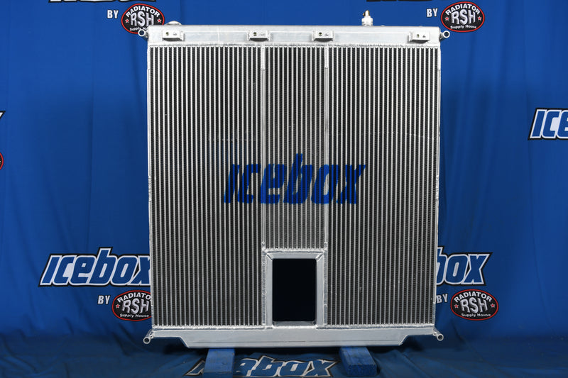Load image into Gallery viewer, Freightliner Radiator # 601439
