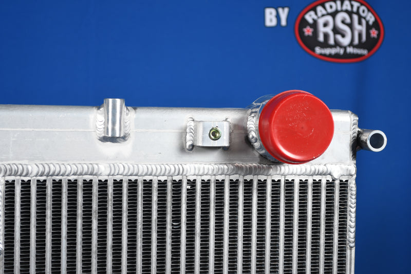 Load image into Gallery viewer, Freightliner Radiator # 601439
