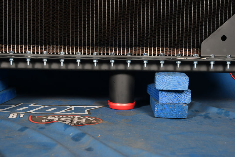 Load image into Gallery viewer, Kenworth W900 Radiator # 604021
