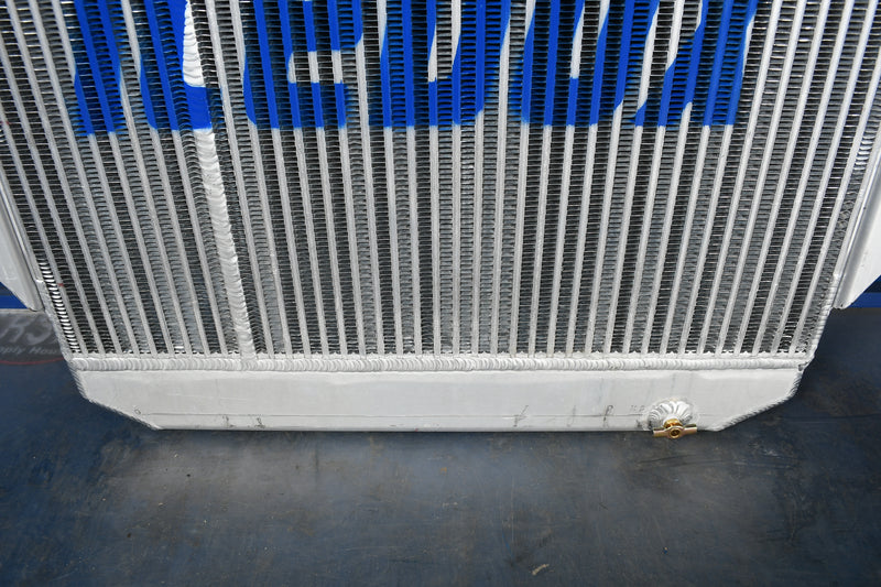 Load image into Gallery viewer, Mitsubishi Forklift Radiator # 940249
