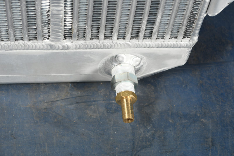 Load image into Gallery viewer, Mitsubishi Forklift Radiator # 940249
