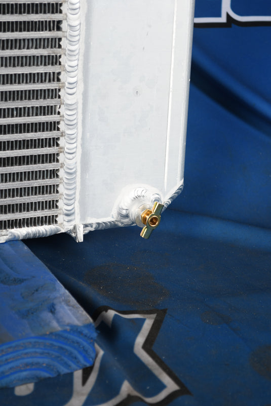 International 4900 Radiator