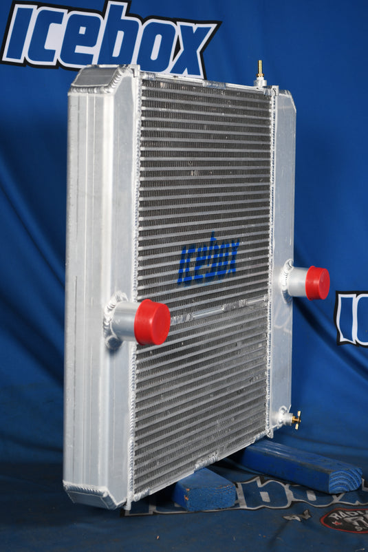 International 4900 Radiator