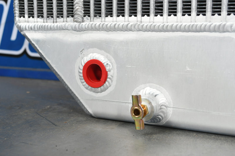 Load image into Gallery viewer, International 2300, 3000, 3600, 3800, 4900 Radiator # 603466
