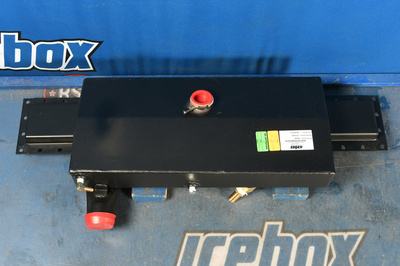 Load image into Gallery viewer, Peterbilt Top Tank # 606264
