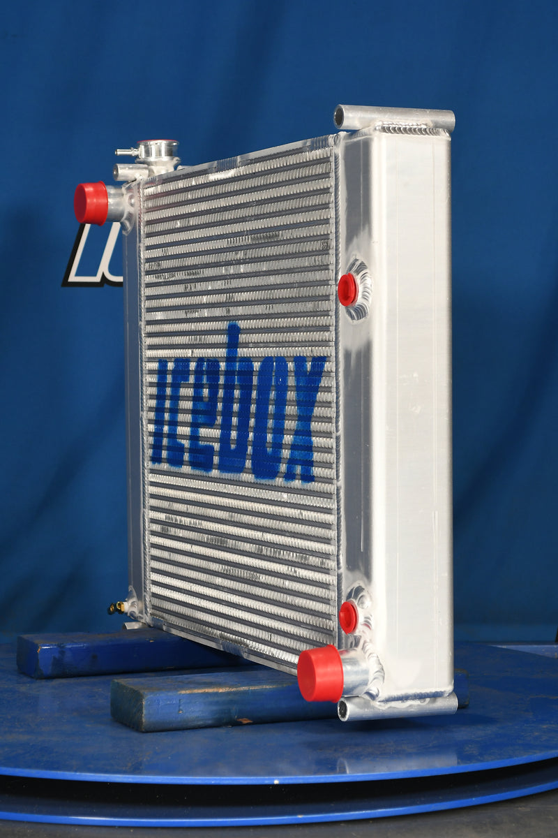 Load image into Gallery viewer, Hyster Radiator # 940215

