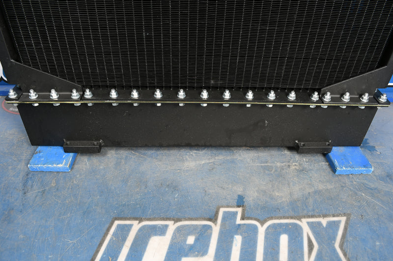 Load image into Gallery viewer, Hyundai 740-3 Radiator # 890188
