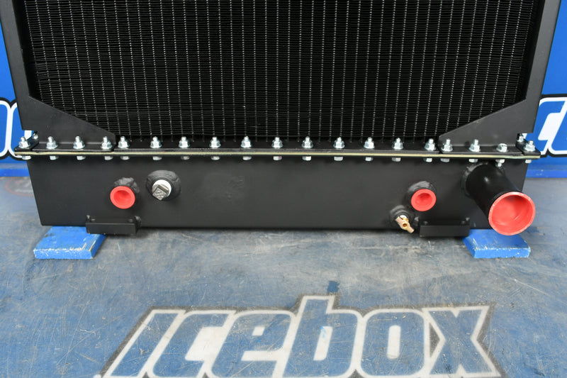 Load image into Gallery viewer, Hyundai 740-3 Radiator # 890188
