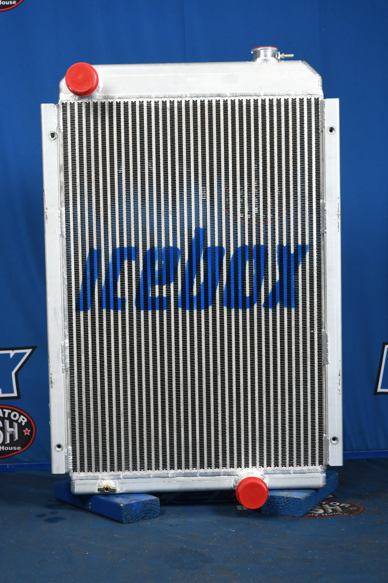 Load image into Gallery viewer, John Deere 410G, 4045TT093 Radiator # 870482

