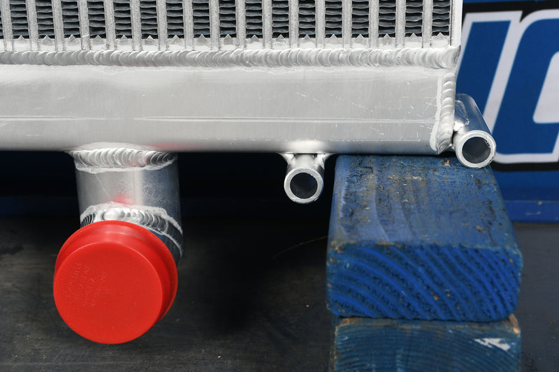 Load image into Gallery viewer, Kenworth T660 / W900L Radiator # 604084
