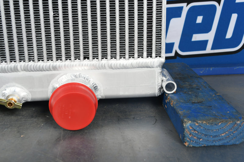 Load image into Gallery viewer, Freightliner Acterra Radiator # 601084
