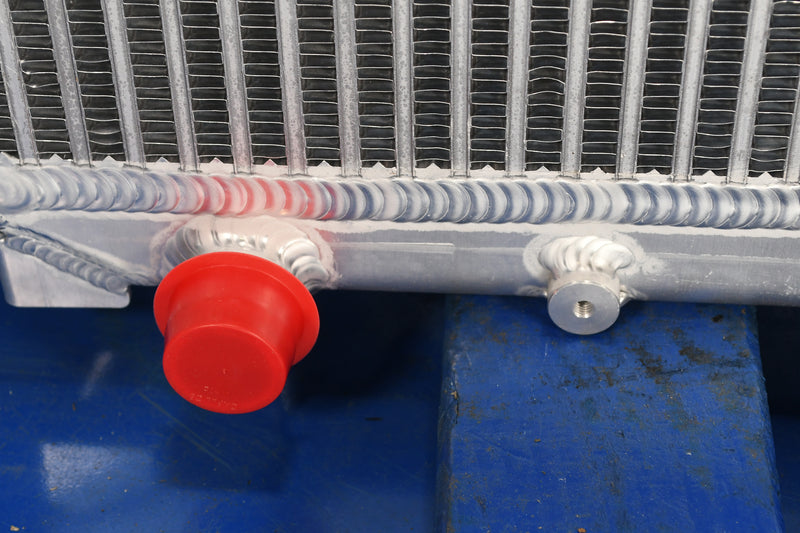 Load image into Gallery viewer, New Holland MC35 Radiator # 910000
