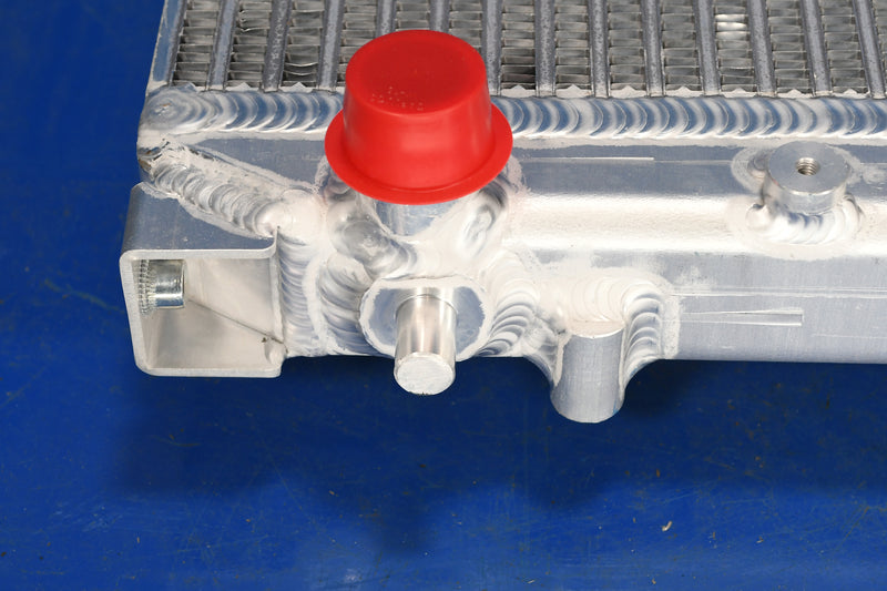 Load image into Gallery viewer, New Holland MC35 Radiator # 910000
