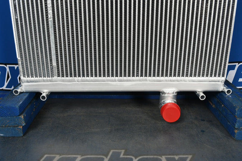 Load image into Gallery viewer, Kenworth T660 / W900L Radiator # 604630
