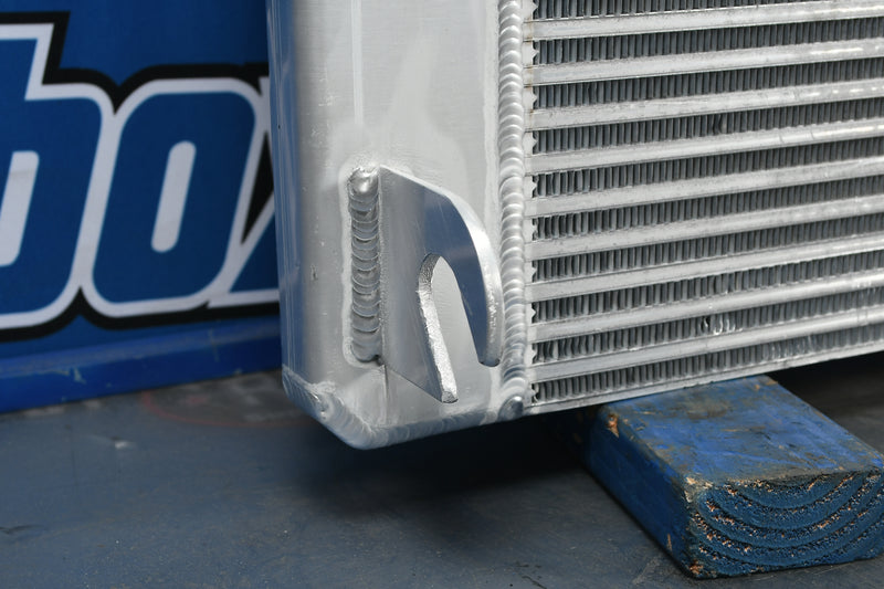 Load image into Gallery viewer, Peterbilt / Kenworth 367, T880, T680 Charge Air Cooler # 606321
