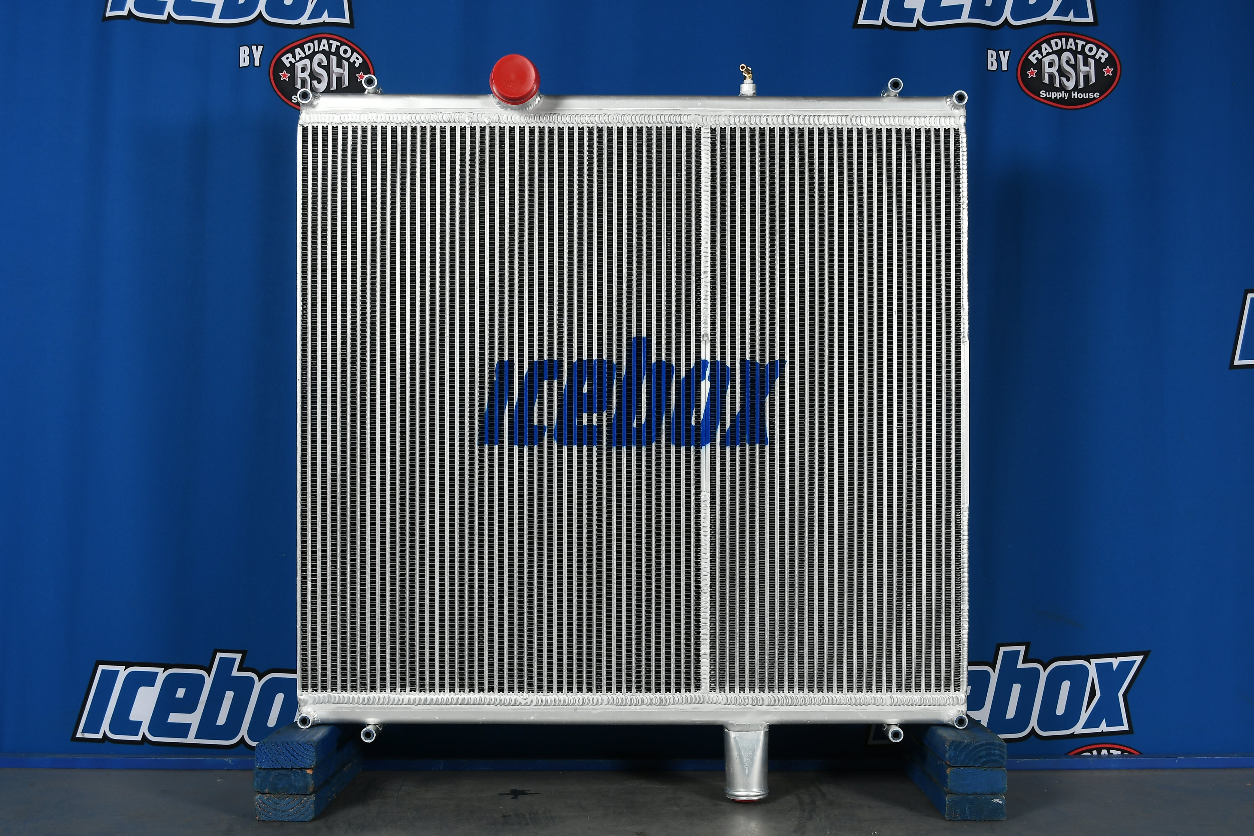 Peterbilt 387,579,T-200,T680,T880 Radiator # 606107 – Radiator Supply House