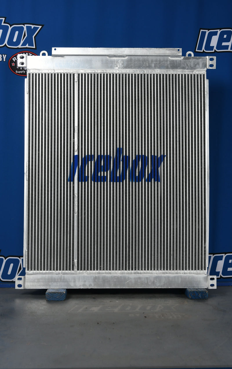 Load image into Gallery viewer, Kobelco K912,320 Oil Cooler # 927560
