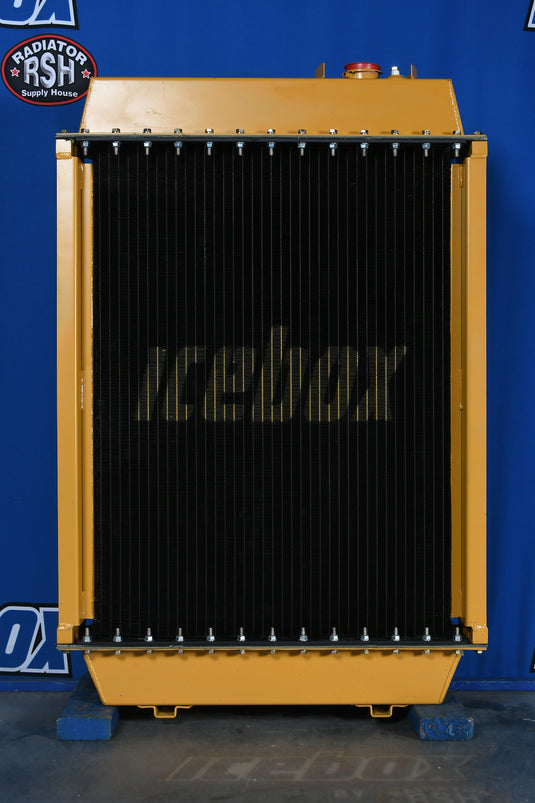 Caterpillar D4H Radiator
