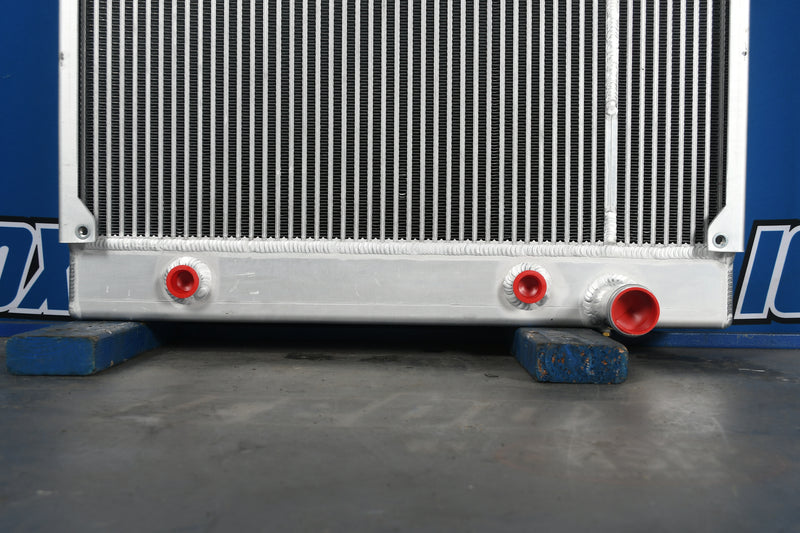 Load image into Gallery viewer, Caterpillar V800 Radiator # 850878
