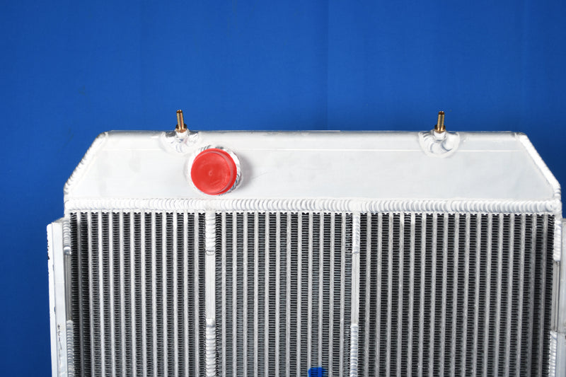 Load image into Gallery viewer, Detroit Diesel 65kW Generator Radiator # 990556
