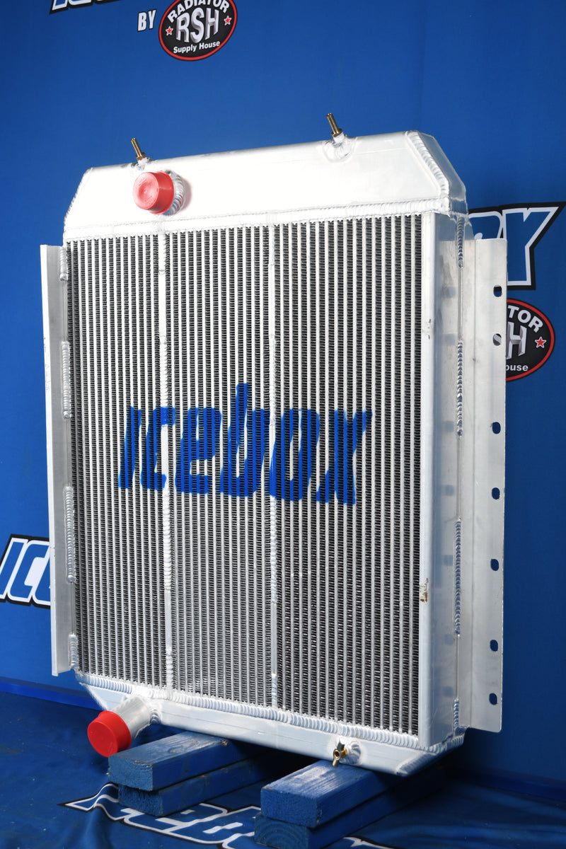 Load image into Gallery viewer, Detroit Diesel 65kW Generator Radiator # 990556

