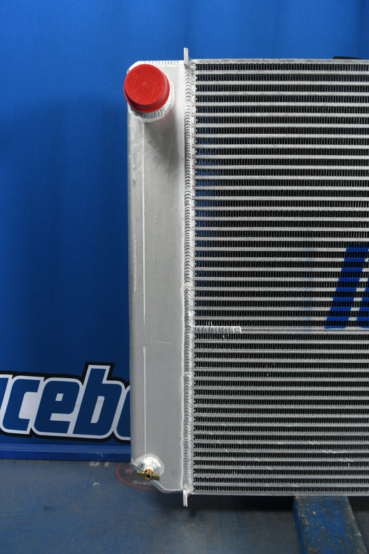 Chevrolet / GMC Kodiak , Topkick Radiator
