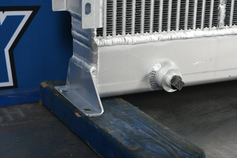 Load image into Gallery viewer, Olympian D200P4 Radiator # 990435
