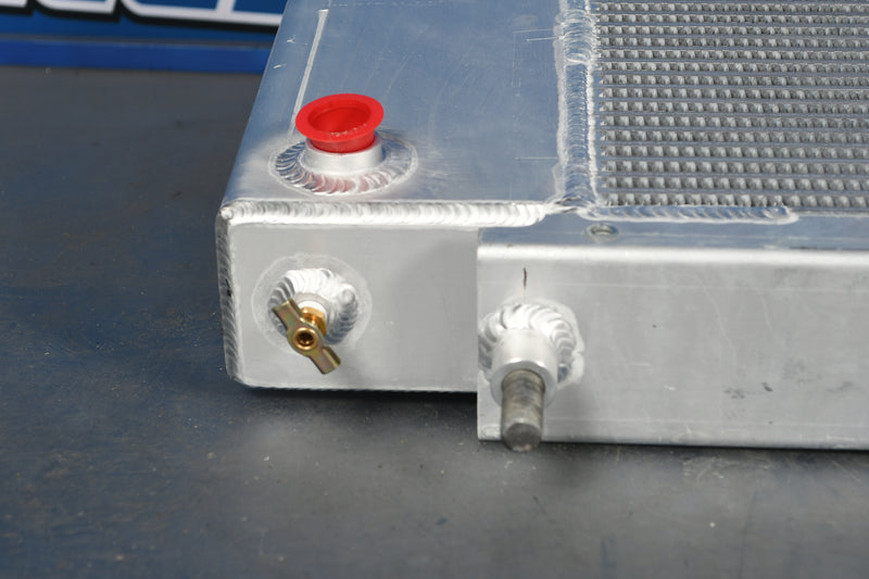 Load image into Gallery viewer, Ford Radiator # 600522
