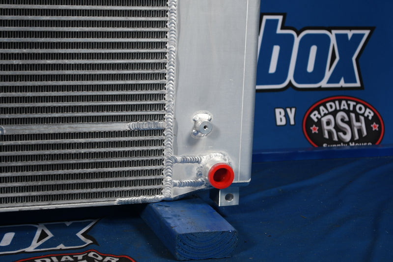 Load image into Gallery viewer, Peterbilt 535, 548 Radiator # 606908
