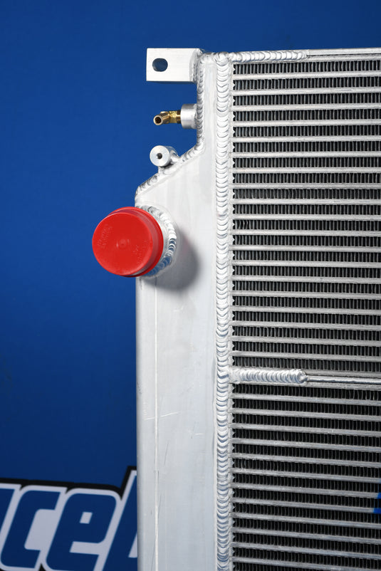Peterbilt 535, 548 Radiator