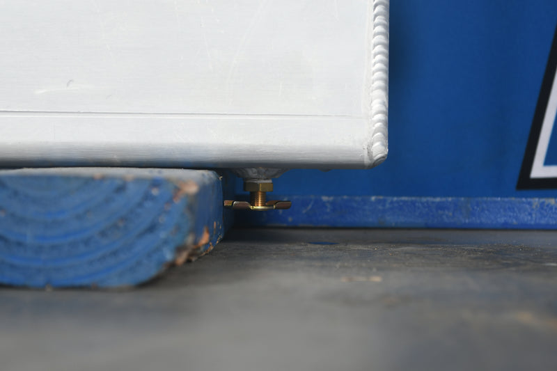 Load image into Gallery viewer, Caterpillar 416 Radiator # 850684
