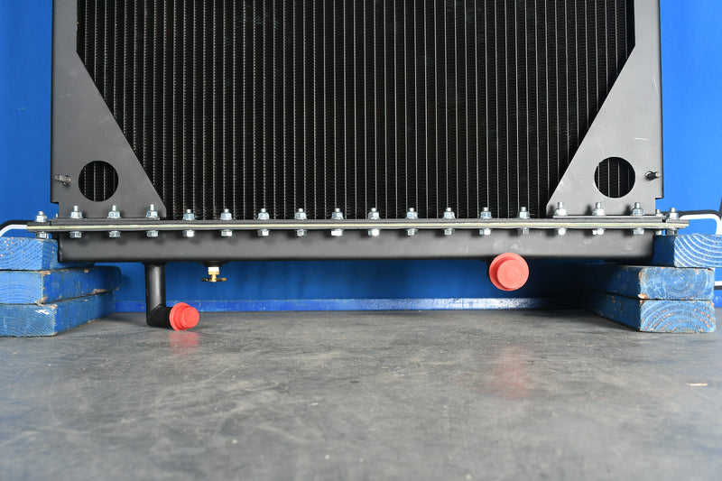 Load image into Gallery viewer, International Radiator # 603081
